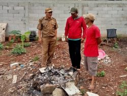 Lurah Jatimelati Tindak Pembakaran Sampah