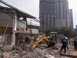 Belasan Bangun di Pekayon Digusur, Distaru: Lahan akan Digunakan untuk Pelebaran Jalan