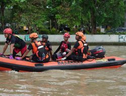Tingkatkan Kesiapsiagaan Bencana, Pemkot Bekasi Bersama Basarnas Gelar Latihan SAR Gabungan 