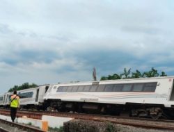 KA Purwojaya Anjlok di Kedunggede, KAI Ubah Pola Operasi Jalur Bekasi