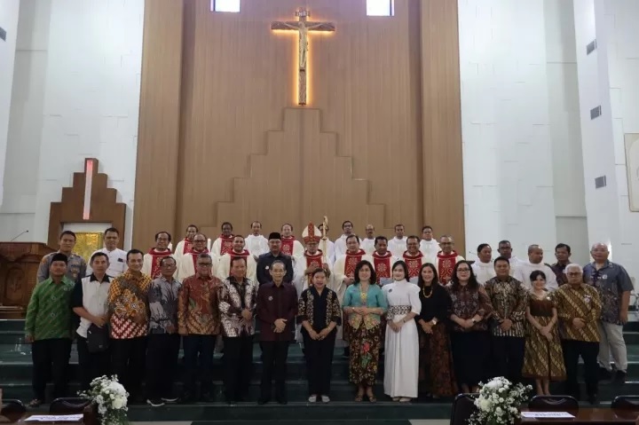 Wakil Wali Kota Bekasi Hadiri Pemberkatan Gereja Santo Yohanes Paulus II, Tegaskan Pentingnya Toleransi dan Kebersamaan
