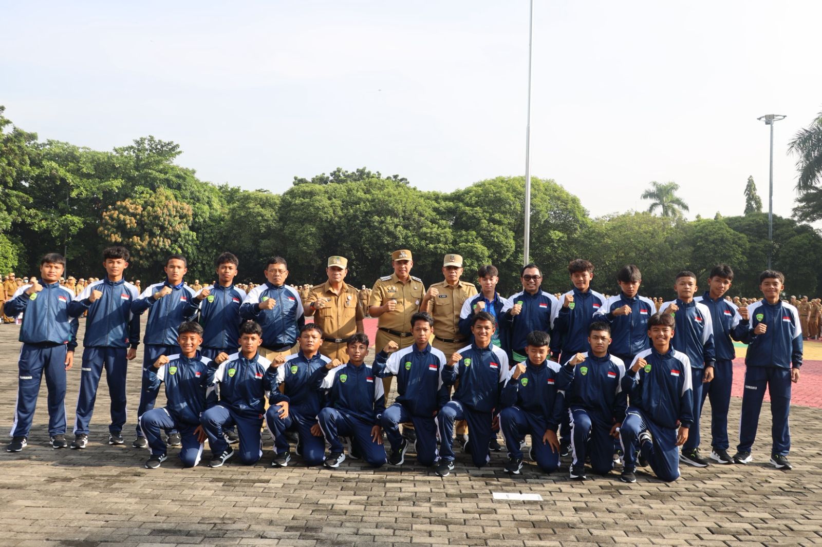 Wali Kota Bekasi Lepas Tim Tajimalela Menuju Singa Cup U-14 di Singapura