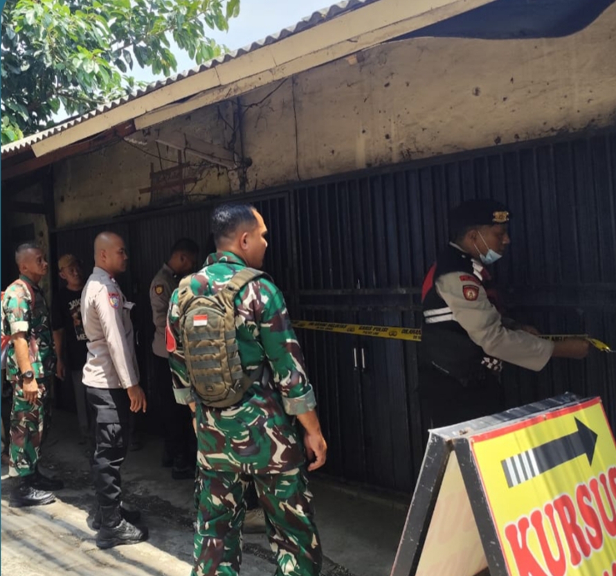 Dua Toko Penjual Obat Ilegal dan Miras Disegel di Bekasi Utara