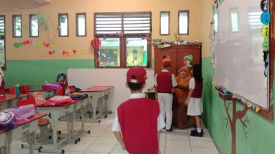 Bahasa Inggris Jadi Mata Pelajaran Wajib SD Mulai 2027, Kemendikdasmen Siapkan Pelatihan Guru