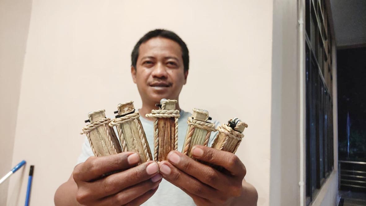 Kreativitas Komunitas Bambu Kuning: Sulap Eceng Gondok jadi Barang Bernilai Ekonomis