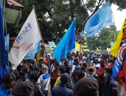 Tekanan Buruh Berbuah Hasil, Rapat UMK 2026 Kota Bekasi Dilanjutkan