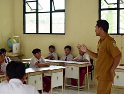Kabupaten Bekasi Krisis Guru Bahasa Inggris