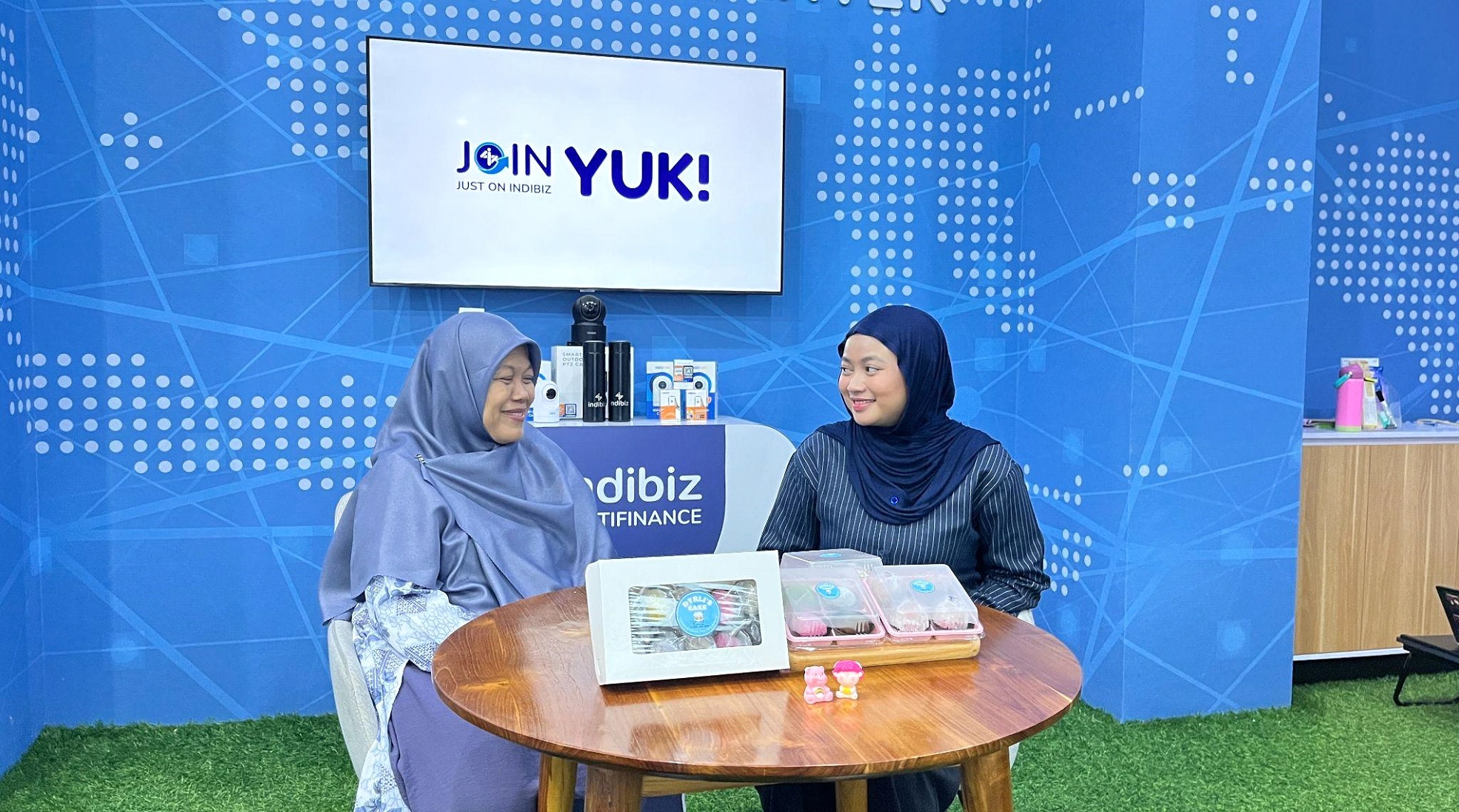 Lembutnya Perjuangan, Manis Hasilnya ala Dyrli’s Cake Kisah Inspiratif UMKM Bekasi di Join YUK bersama Indibiz