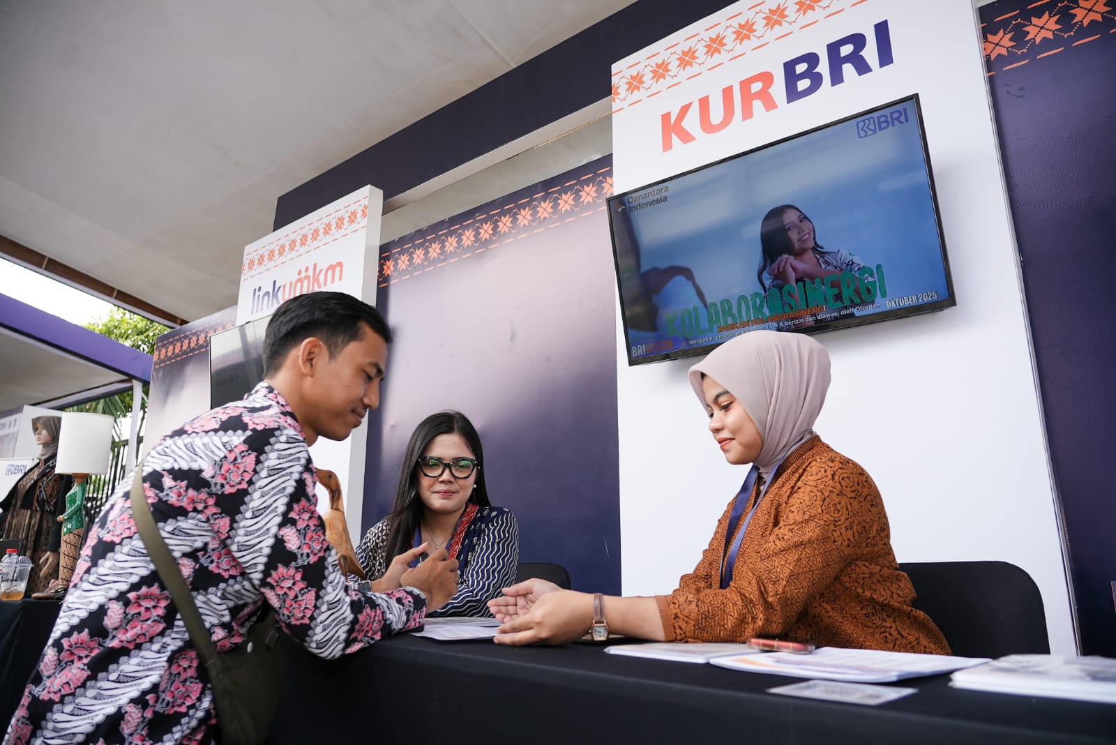 Ratusan UMKM Binaan BRI Partisipasi Dalam Festival Kemudahan dan Pelindungan Usaha Mikro