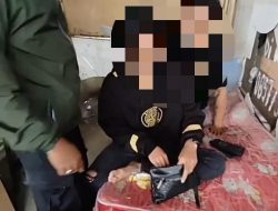 Lagi Makan Sate, Dua Pria Pengedar Obat G Ditangkap Aparat Polsek Cibarusah