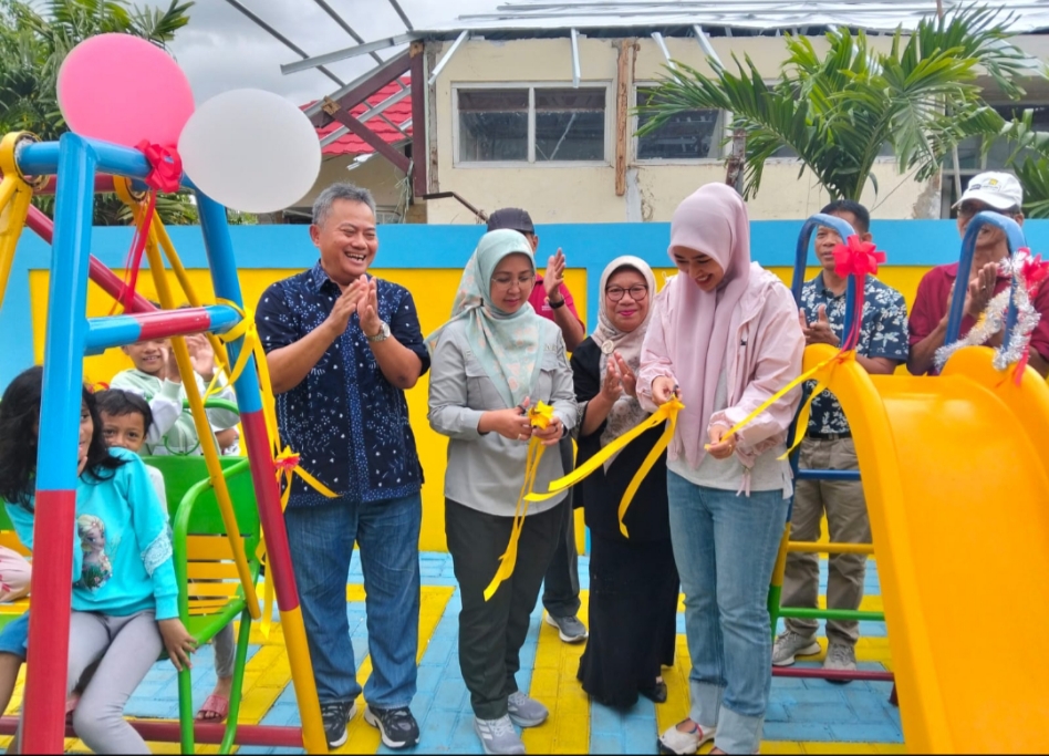 Lahan Ilalang di Bekasi Jaya Disulap Jadi Ruang Publik