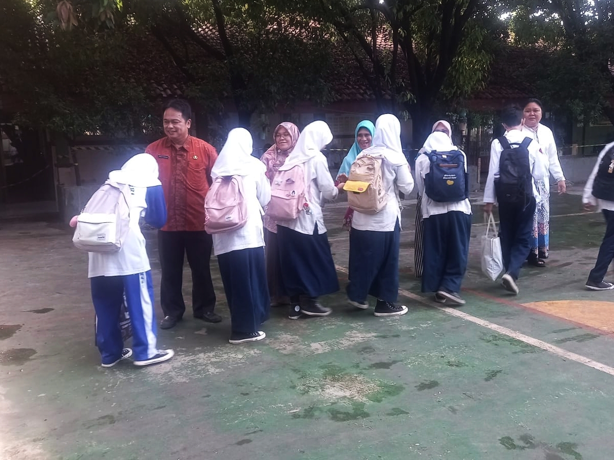 Sekolah di Kota Bekasi Terapkan Sanksi Positif untuk Perkuat Karakter Siswa