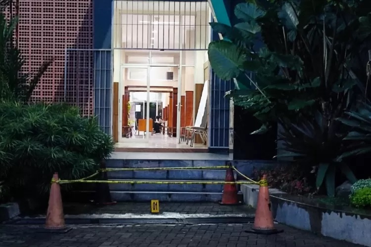 Mahasiswi Jatuh dari Lantai Tiga Gedung Unpak Bogor, Korban Kritis di RS