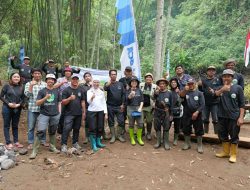 Perkuat Ketahanan Lingkungan dan Ekonomi Warga, Bakti BCA Restorasi Mata Air dan Tanam 21.000 Pohon