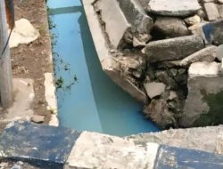 Warga Klaster Nirwana di Kelurahan Pejuang Teriak Saluran Air Retak Parah