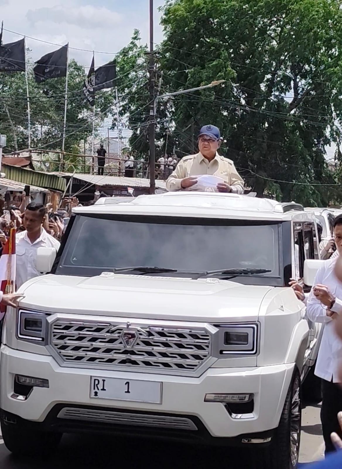 Luncurkan Smartboard di SMAN 4 Bekasi, Begini Pesan Presiden Prabowo Subianto