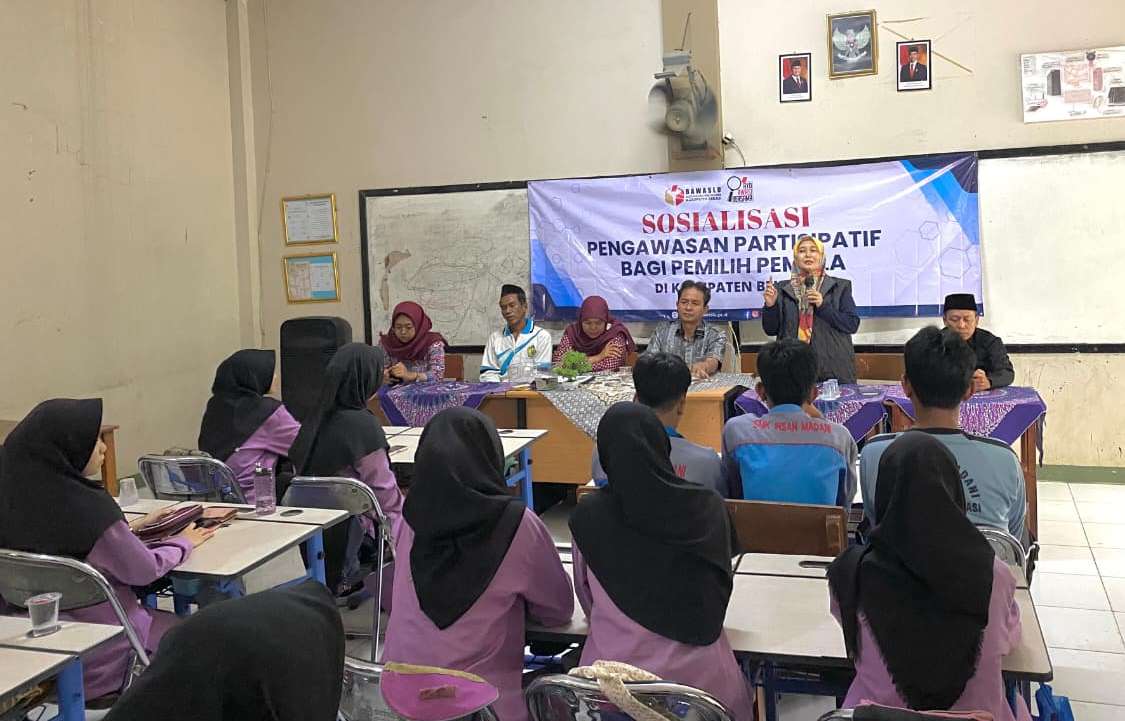 Bawaslu Edukasi Pelajar Soal Politik dan Pemilu