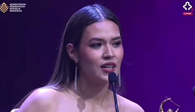 Menang AMI Awards 2025, Raisa Sampaikan Pesan Haru untuk Keluarga dan Pejuang Kanker