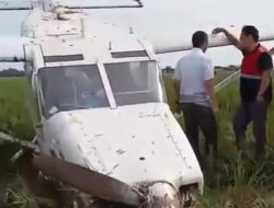 Pesawat Jatuh di Persawahan Karawang
