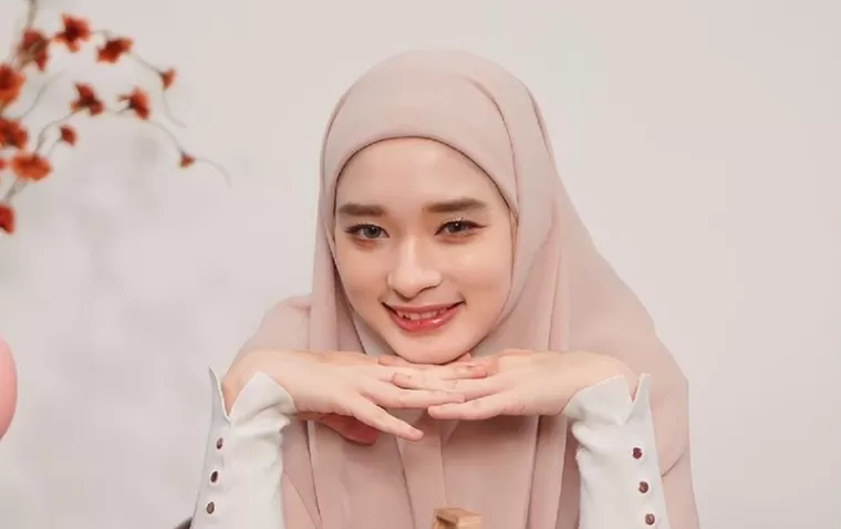 Inara Rusli Diduga Selingkuh dengan Pria Beristri, Kolom Komentar Langsung Dikunci!
