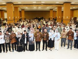 Ratusan Mahasiswa UNU NTB Hadiri Kuliah Umum bersama Direktur BCA, Latih Skill dan Attitude untuk Hadapi Masa Depan