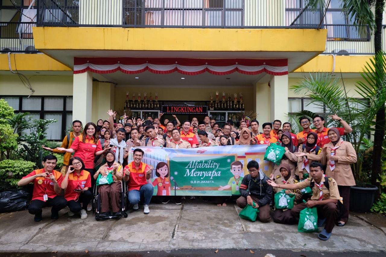Dua Alumni SLB 01 Jakarta Kembali ke Sekolah, Ceritakan Perjalanan Berkarier di Alfamart