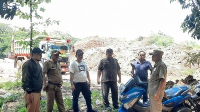 Truk Tanah Kotori Jalan di Jatiwaringin, Camat Panggil Pengusaha
