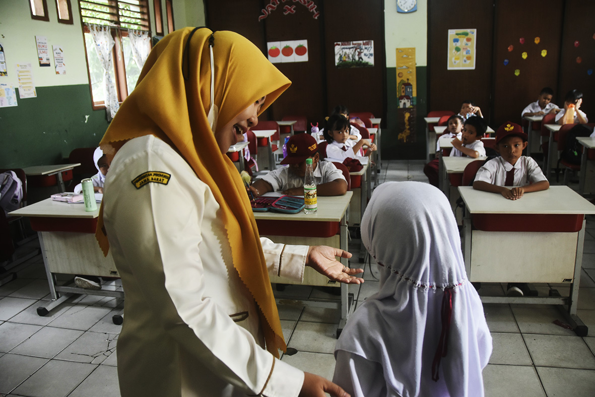 Kasus Viral Bikin Cemas, Guru di Bekasi Butuh Perlindungan Hukum di Kelas