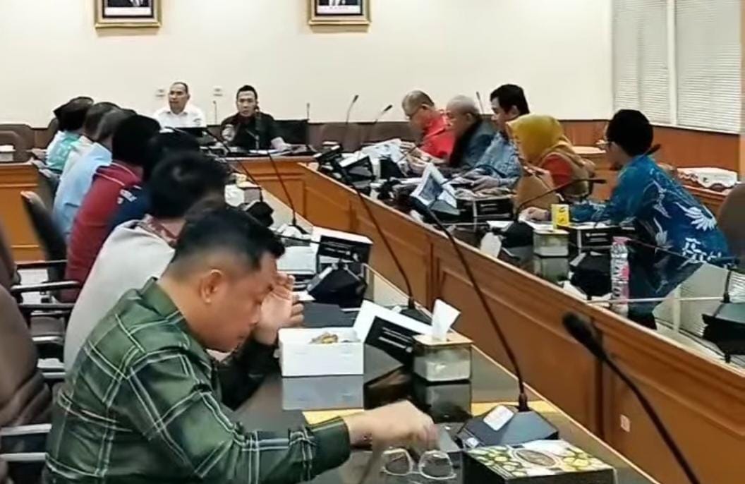 Soal Video Dirut Perumda Tirta Patriot Tertidur saat Rapat, Sekretaris Pansus 8 DPRD Kota Bekasi Misbahudin : Itu Break Waktu Ashar