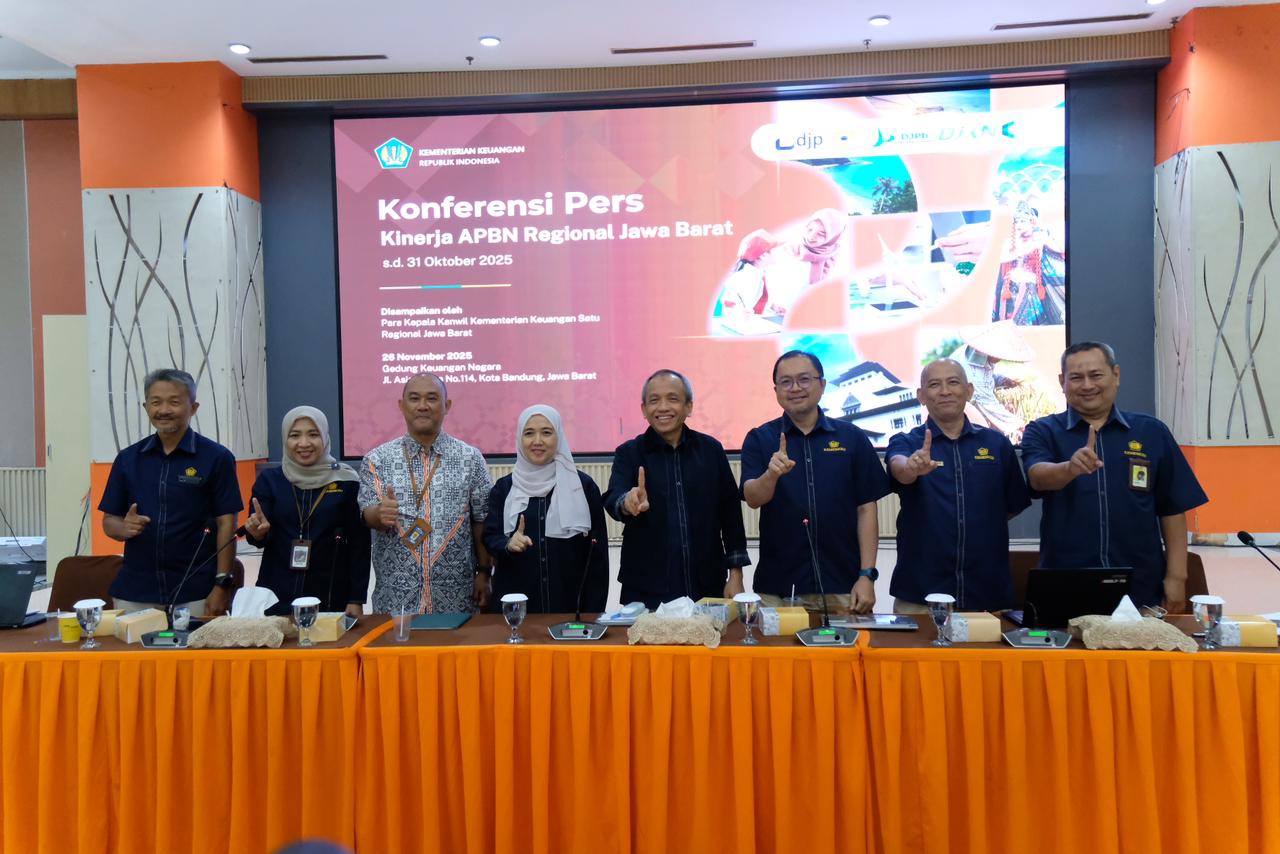 Kontribusi Kanwil DJP Jawa Barat III Dorong APBN Jawa Barat Capai Surplus Rp18,33 Triliun hingga Oktober 2025