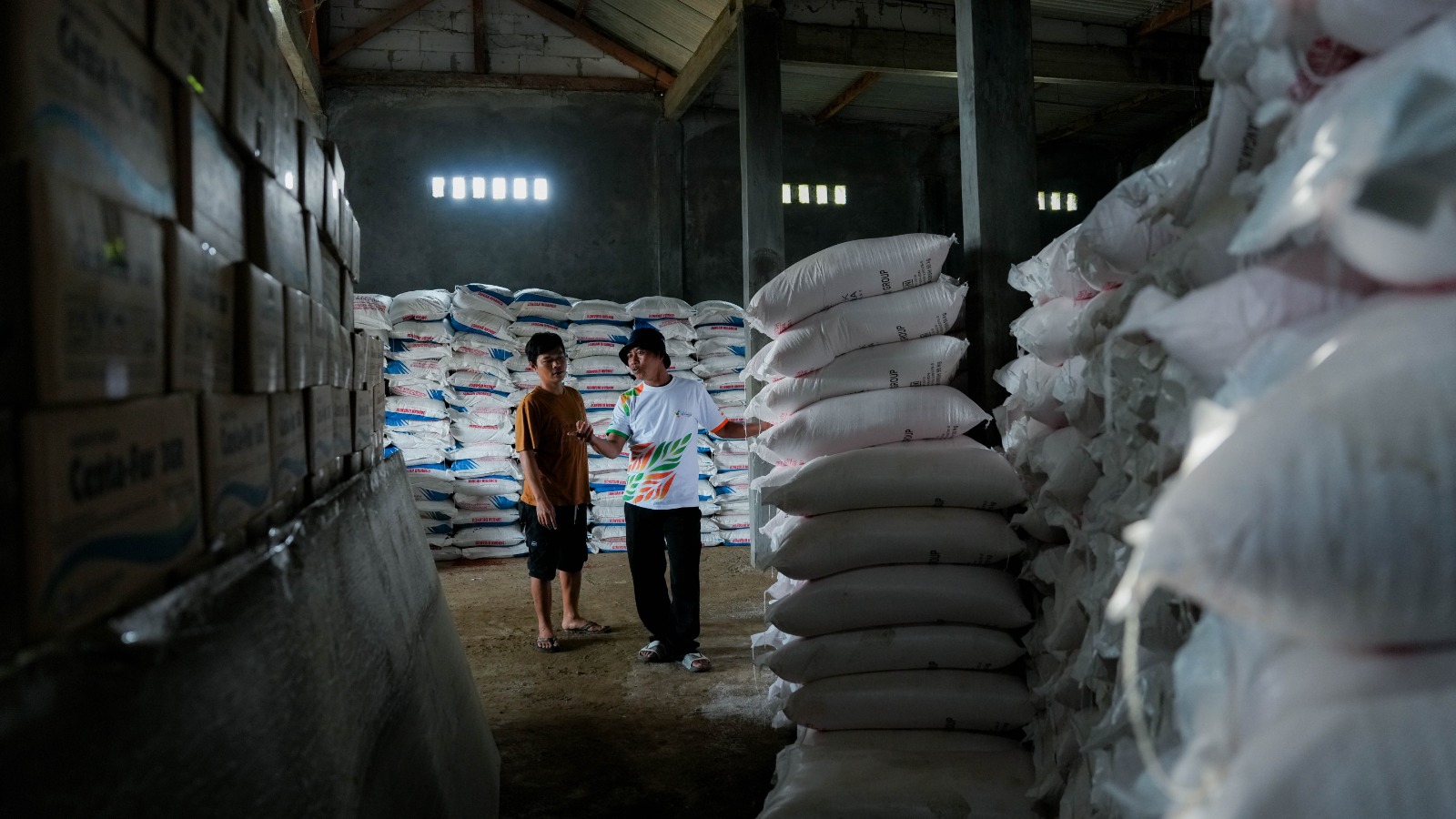 Petani di Jonggol “Happy” Harga Pupuk Turun 20 Persen: Apalagi Sekarang HET Padi Sudah Bagus
