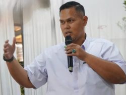 Trotoar Direvitalisasi, Anggota DPRD Kota Bekasi Adhika Dirgantara Desak Pemkot Tertibkan Reklame Penganggu Pejalan Kaki