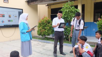 Mismatch dan Minim Bahasa Asing, Lulusan SMK Jabar Sulit Bersaing