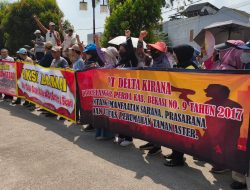 Warga Taman Aster Cikarang Tolak Truk Proyek Lewati Jalan Utama Perumahan