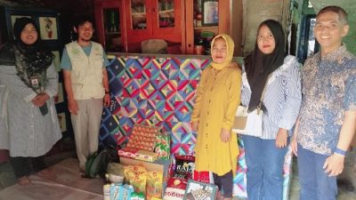 Nenek Inah Warga Cibitung Akhirnya Dapat Bansos