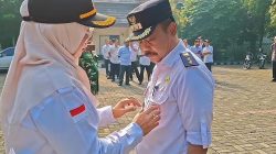 Plt Camat Bekasi Barat Ingatkan ASN Harus Disiplin dan Bekerja dengan Hati