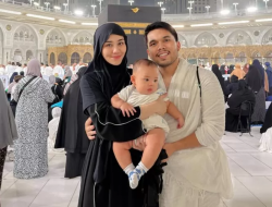 Aaliyah Massaid dan Thariq Halilintar Bawa Baby Arash Umrah Pertama Bareng di Akhir 2025