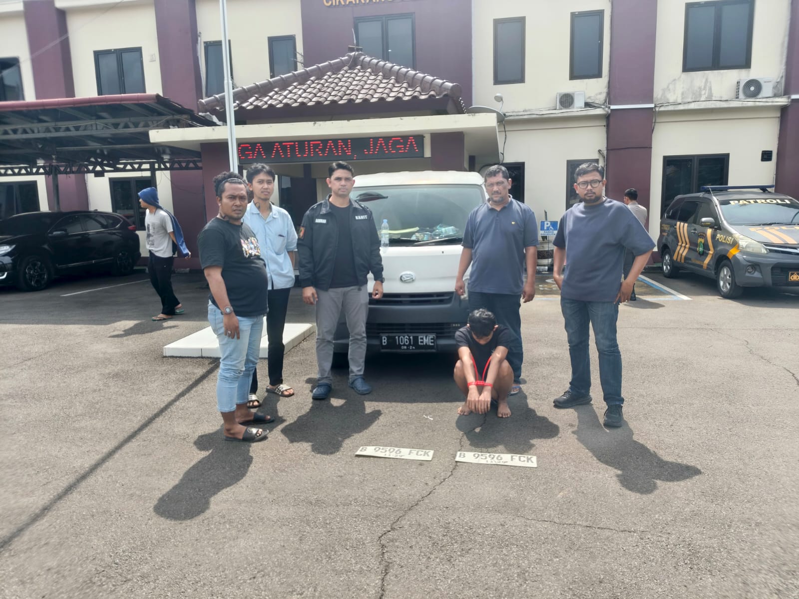 Tiga Pelaku Pencurian Mobil Operasional Perusahaan Cikarang Ditangkap di Pemalang Berkat Nomor Ponsel