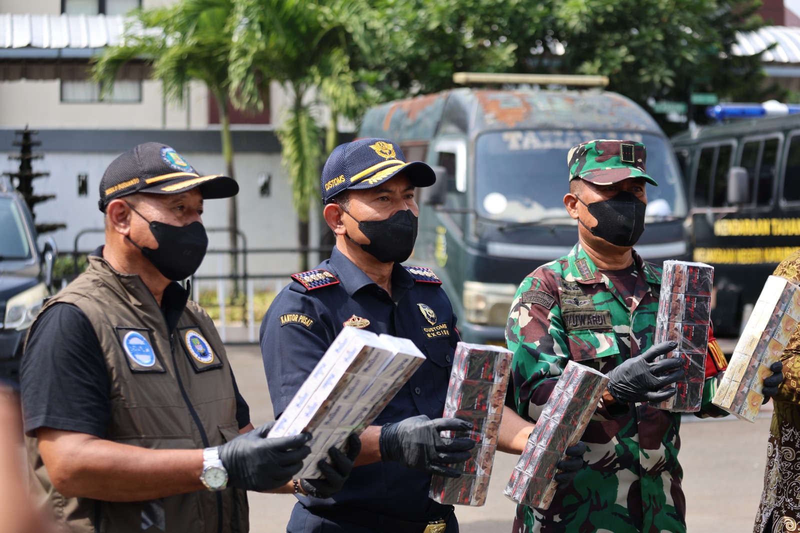 Bea Cukai Bekasi dan Kejari Bersinergi Musnahkan 2,5 Juta Batang Rokok Ilegal  