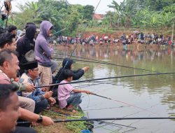 Wakil Wali Kota Bekasi Resmikan Situ Rawa Tokek dan Ikut Mancing Bersama Warga