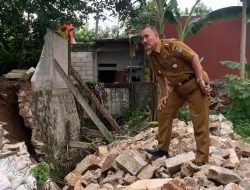 Turap Ambruk di Permata Legenda Mustikajaya, Perbaikan Permanen Diusulkan 2026