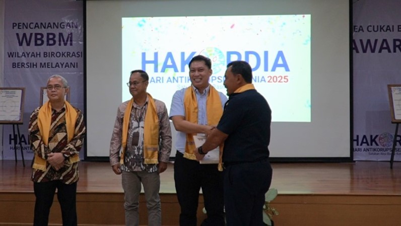 Apresiasi Kepatuhan Perusahaan Jalur Prioritas, Bea Cukai Bekasi Berikan Penghargaan Kategori AEO–MITA Terbaik kepada PT LG Electronics Indonesia