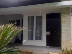 Segel KPK di Rumah Kajari Kabupaten Bekasi Dikira Warga Hiasan Natal