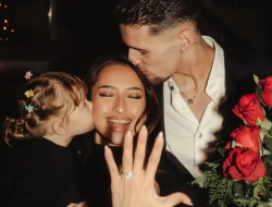 Selamat! Jennifer Coppen Dilamar Justin Hubner: Future Mr and Mrs Hubner