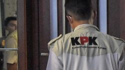 KPK Periksa Wakil Ketua DPRD Bekasi Aria Dwi Nugraha Terkait Aliran Dana Bupati Nonaktif Ade Kuswara