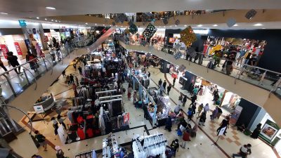 Libur Natal, Pengunjung Mal di Kota Bekasi Naik 50 Persen