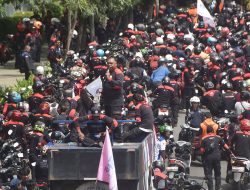 Buruh Kota Bekasi Desak KDM Revisi SK UMSK