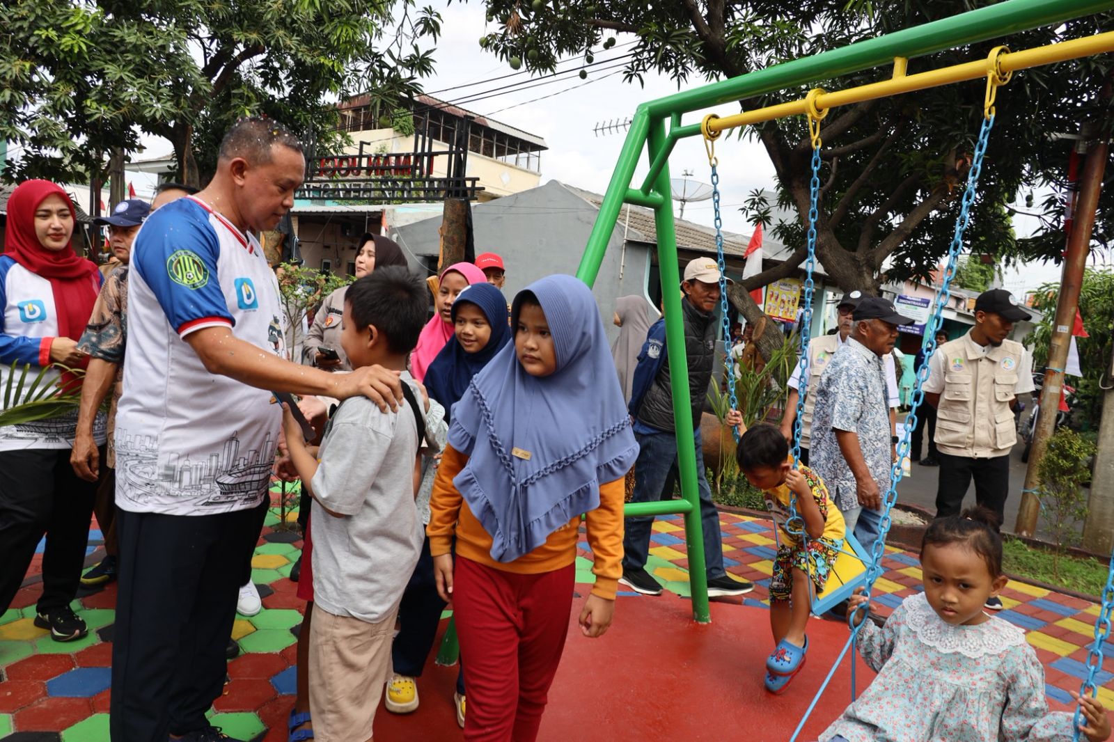 Wali Kota Bekasi Tri Adhianto: Taman Bisa Jadi Tempat Menenangkan Pikiran