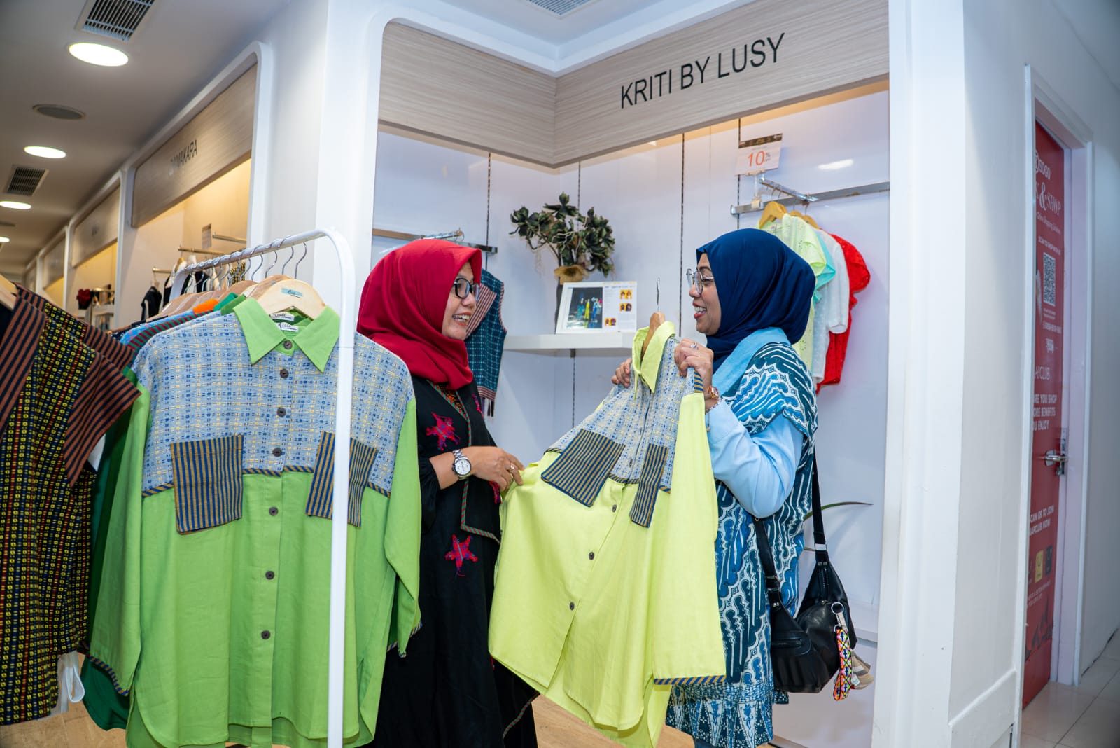 Melalui Tenun Modern dan Pameran BRI, Kriti by Lusy Jajaki Potensi Wastra Nusantara di Pasar Global