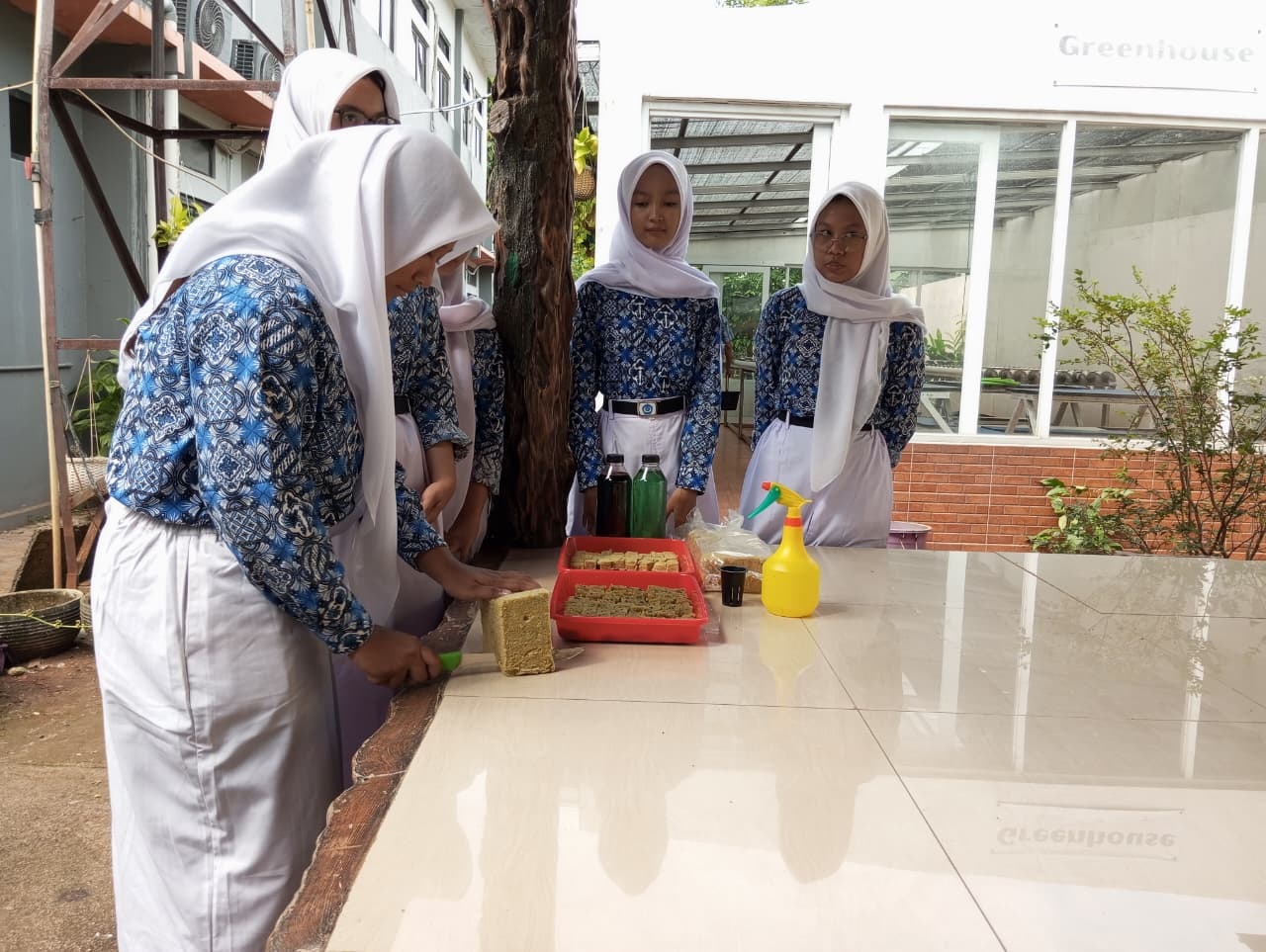 21 Sekolah di Kota Bekasi Raih Penghargaan Adiwiyata